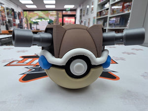 Pokémon - Blastoise, Pokeball.